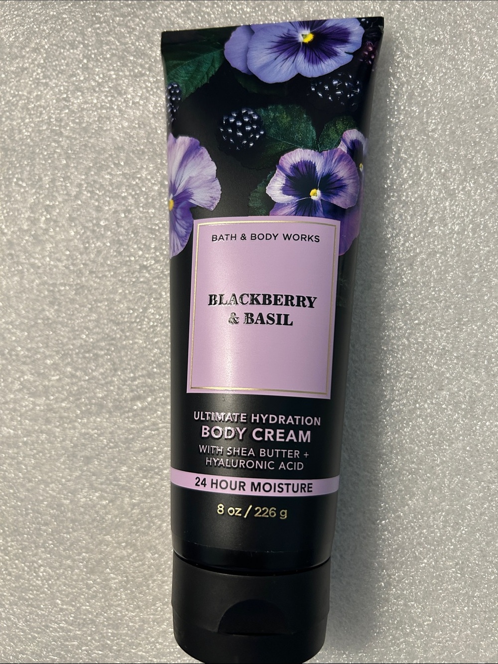 Bath & Body Works Blackberry & Basil Body Cream - Black & Purple